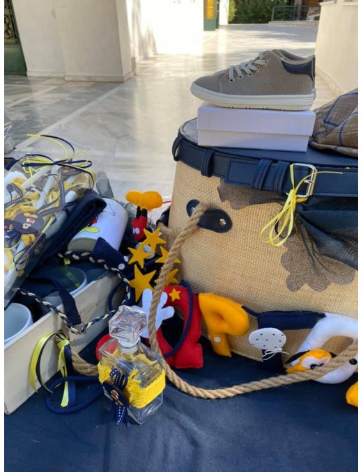 ΣΤΟΛΙΣΜΟΣ ΒΑΠΤΙΣΗΣ ΜΕ ΘΕΜΑ ΜΙΚΥ ΜΑΟΥΣ