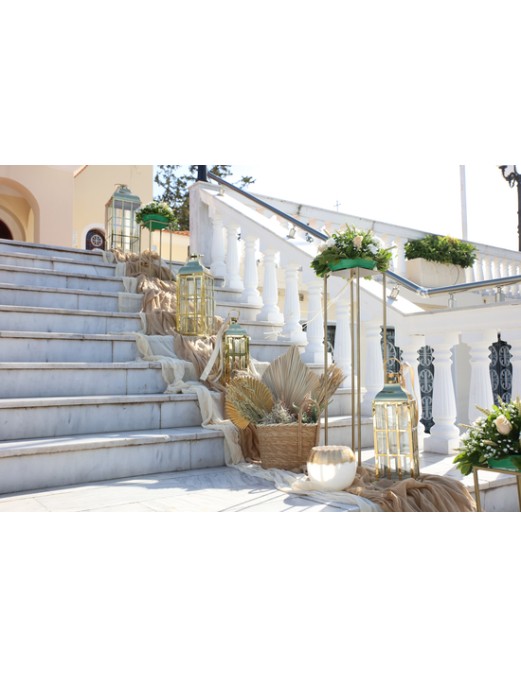 ΣΤΟΛΙΣΜΟΣ ΓΑΜΟΥ ΕΚΚΛΗΣΙΑΣ ΜΕ ΛΟΥΛΟΥΔΙΑ