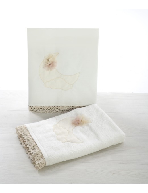 Βαπτιστικό πακέτο για κορίτσι με θέμα φεγγάρι ΣΚΒ 2271