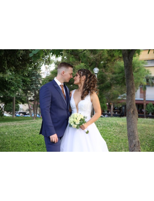 Φωτογραφίες και βίντεο για το μυστήριο.