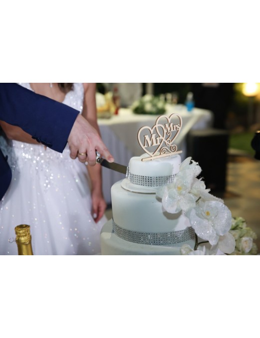 Φωτογραφίες και βίντεο για το μυστήριο.